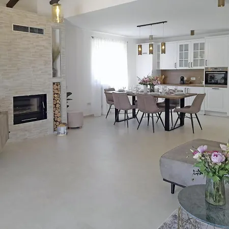 Stare Brajde In Vela Traba - Haus Fuer 6 Personen Villa Pazin