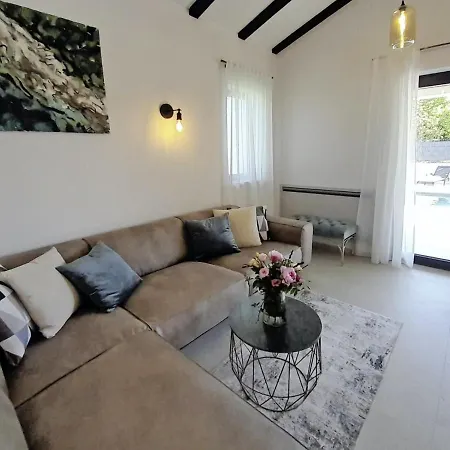 Stare Brajde In Vela Traba - Haus Fuer 6 Personen *