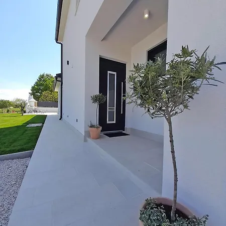 빌라 Stare Brajde In Vela Traba - Haus Fuer 6 Personen 파진