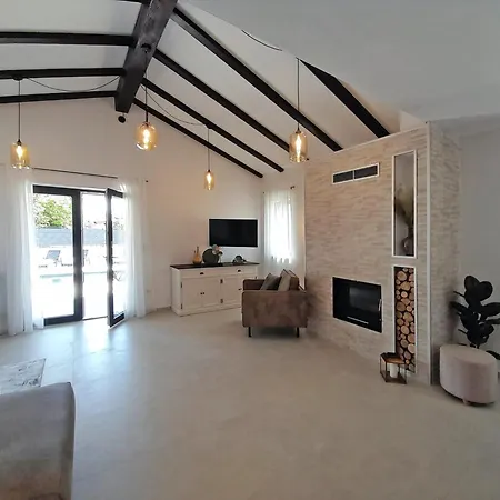 Stare Brajde In Vela Traba - Haus Fuer 6 Personen